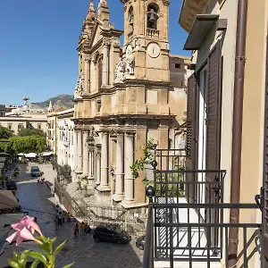 Peonia Boutique , Palermo Italy