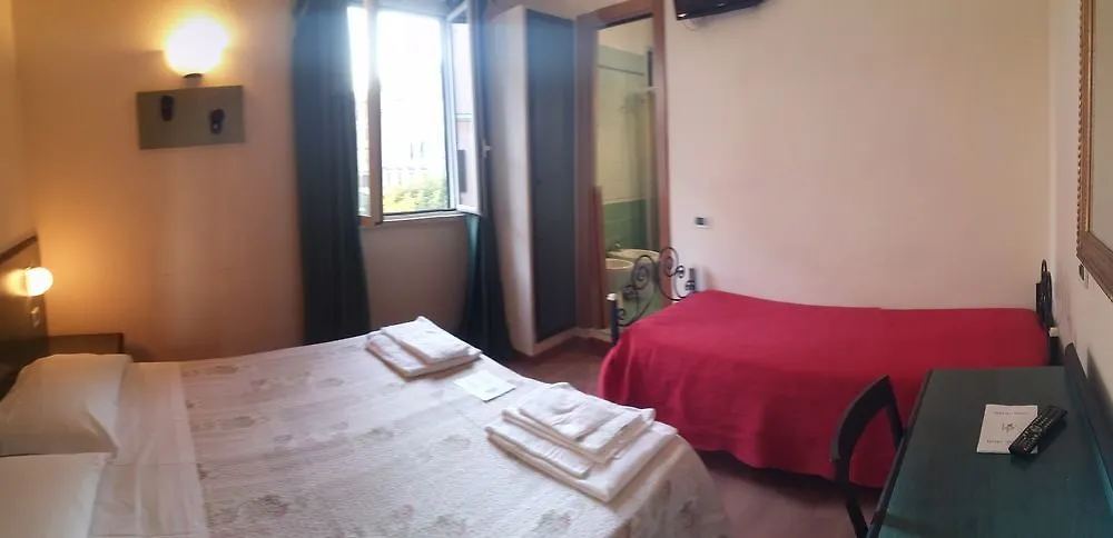 Hotel Prati Roma 2*,